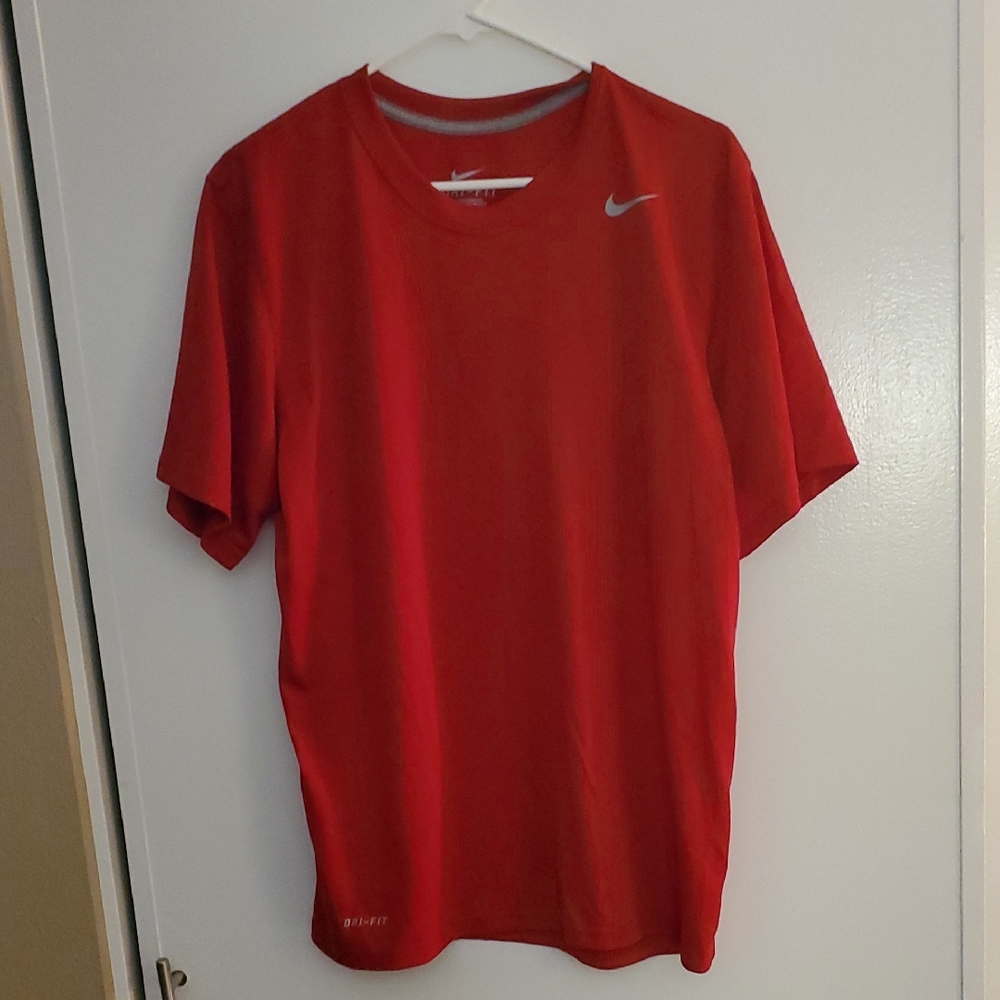 Nike Men's Vibrant Red Tee